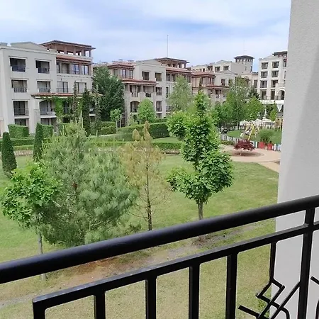 Life Private Apartment *
